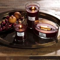 Bougie parfumée ellipse cerise griotte 454 g - Visuel 1